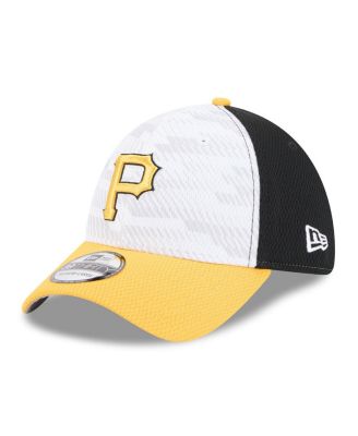 New Era - Men's Black/Gold Pittsburgh Pirates 2025 MLB Clubhouse 39THIRTY Flex Hat