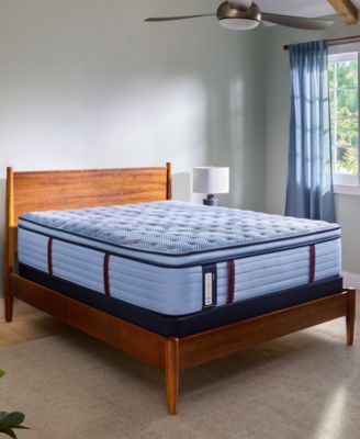 Sealy - Posturepedic West Hill 15" Soft Euro Pillowtop Mattress Set - Queen