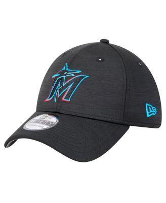 New Era - Men's Black Miami Marlins Tech 39THIRTY Flex Hat