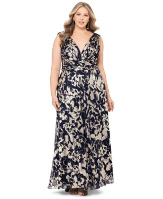 Betsy & Adam - Plus Size Metallic-Print Gown