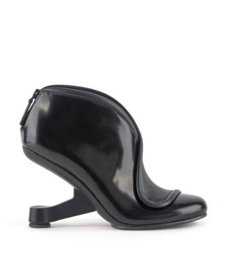 United Nude