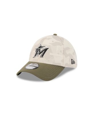 New Era - Men's Light Beige/Olive Miami Marlins 2025 Armed Forces Day 39THIRTY Flex Hat