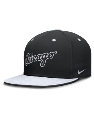 Nike - Men's Black/White Chicago White Sox True Primetime Two-Tone Performance Fitted Hat