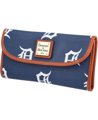 Dooney & Bourke