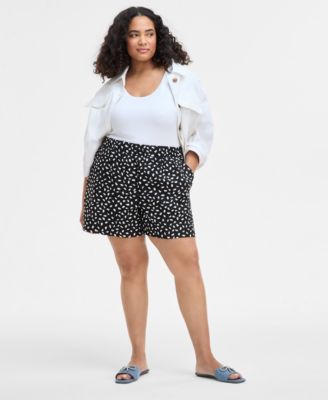 On 34th - Trendy Plus Size Paint Dot Pull-On Shorts