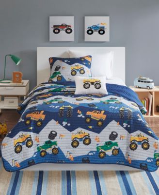 Intelligent Design - Nash 4-Pc. Reversible Coverlet Sets