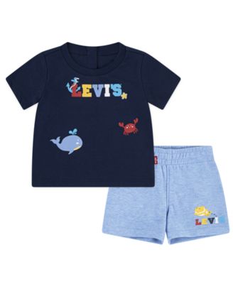 Levi's