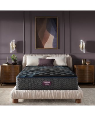 Beautyrest - World Class Level Four 15.25" Plush Tight Top Mattress Mattress - King