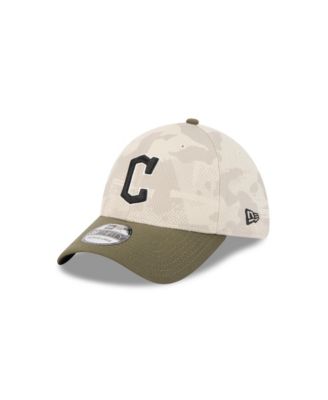 New Era - Men's Light Beige/Olive Cleveland Guardians 2025 Armed Forces Day 39THIRTY Flex Hat