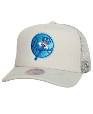 Mitchell & Ness