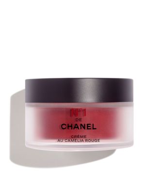CHANEL - Plumps – Smooths – Protects