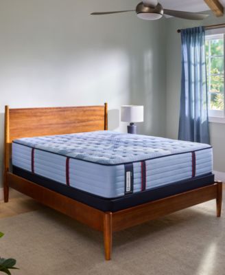 Sealy - Posturepedic West Hill 14" Medium Tight Top Mattress Set - California King
