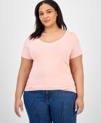 Aveto - Trendy Plus Size Fitted V-Neck T-Shirt