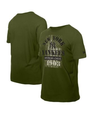 New Era - Men's Green New York Yankees Armed Forces T-Shirt