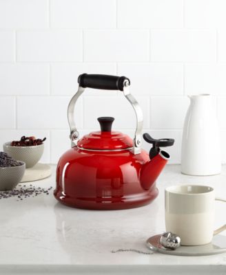 Le Creuset - Enameled Steel Whistling Tea Kettle
