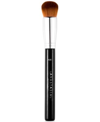 Anastasia Beverly Hills - A30 Pro Brush - Domed Kabuki Brush