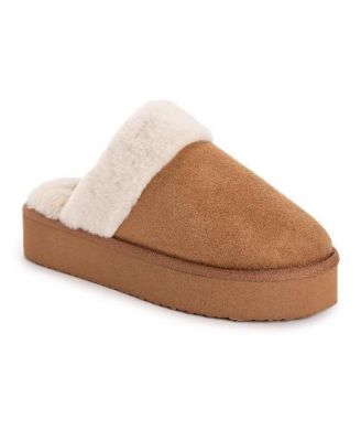 MUK LUKS
