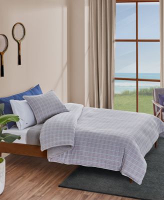 Lacoste Home