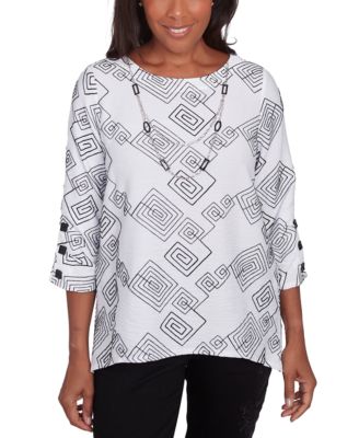 Alfred Dunner - Petite Wild At Heart Geometric Top