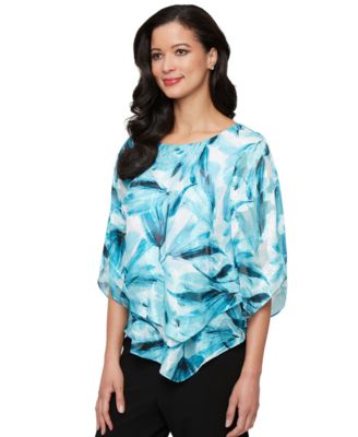 Alex Evenings - Petite 3/4-Sleeve V-Hem Burnout Blouse