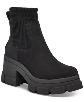 UGG® - Women's Brooklyn Pull-On Lug Chelsea Boots