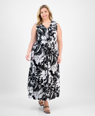 Connected - Plus Size Printed Twisted-Front Maxi Dress