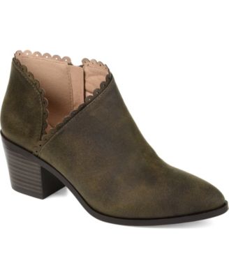 Journee Collection