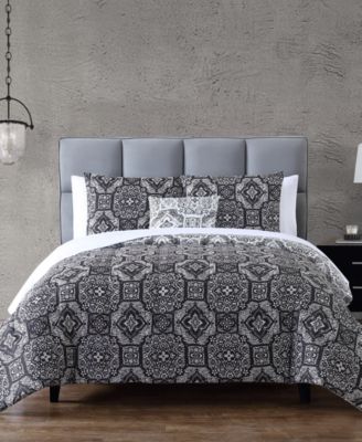 Hallmart Collectibles - Amalie Reversible 12-Pc. Comforter Set