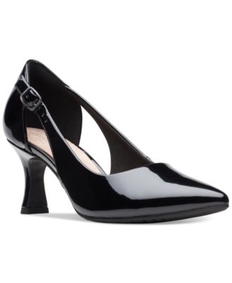 Clarks - Kataleyna Rae Side-Cutout Comfort Pumps