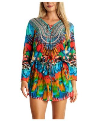 La Moda Clothing