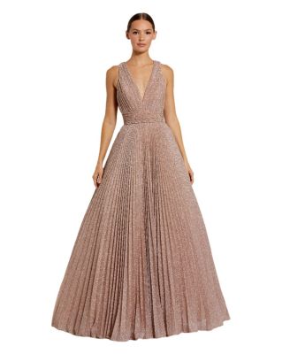 Mac Duggal