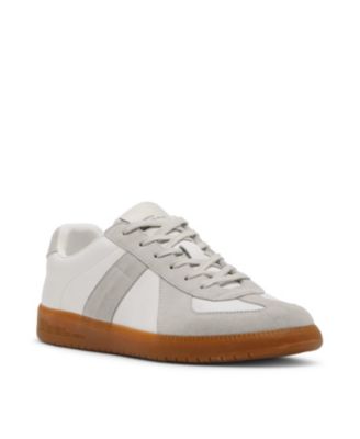Steve Madden