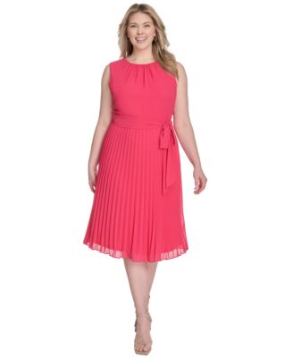 Jessica Howard - Plus Size Belted Pleated Midi Dress