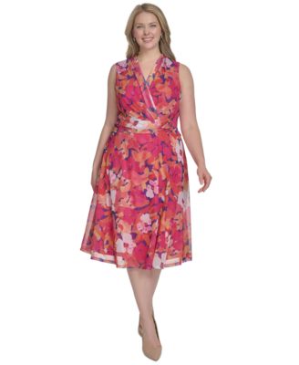 Jessica Howard - Plus Size Floral Surplice-Neck Midi Dress