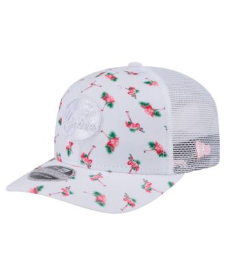 New Era - Men's&nbsp;White New York Yankees Flamingo Mesh Back 9SEVENTY Stretch-Snap Hat